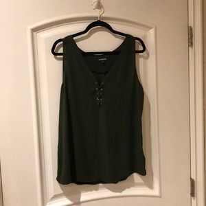Express size L/G beautiful sleeveless top